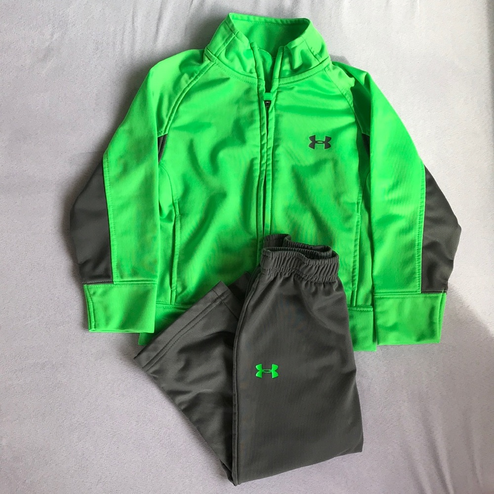 Toddler Boys Under Armour set NWOT